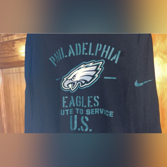 Philadelphia Eagles Nike Dri-Fit Salute to Service Long Sleeve Shirt. - Picture 3 of 6